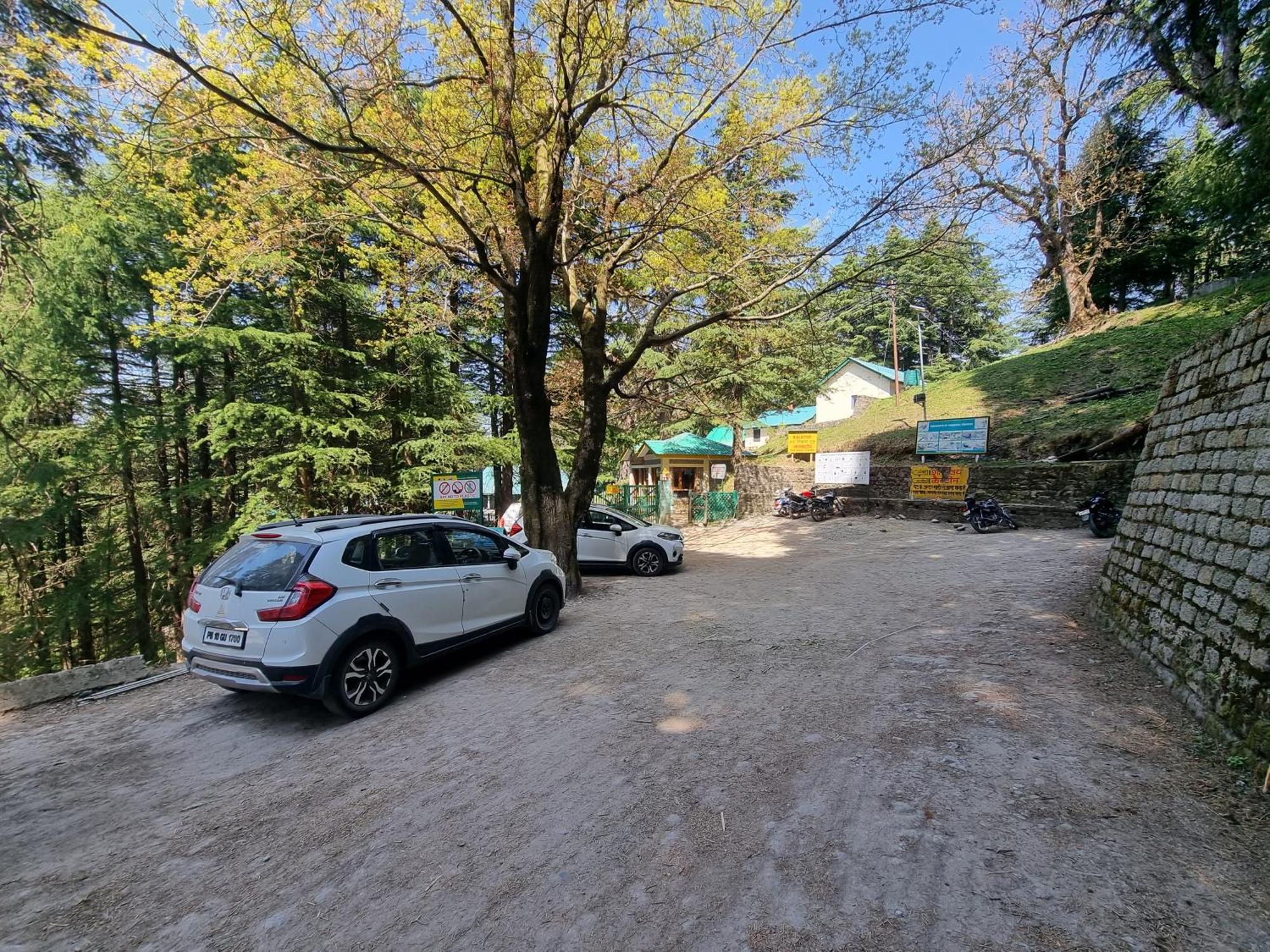Forest Vibes Kalatop-Rooms And Restaurant دالهوزي المظهر الخارجي الصورة